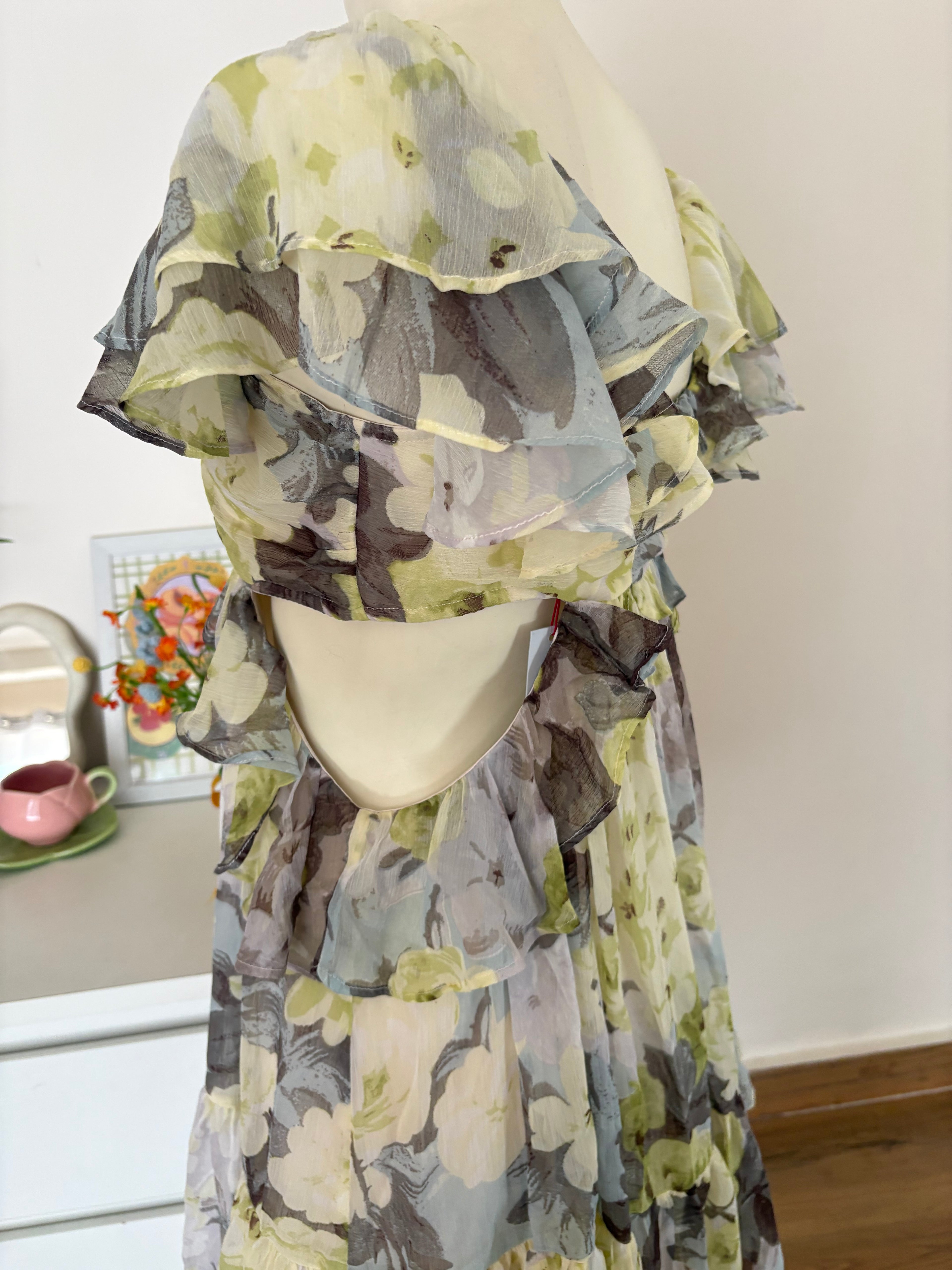 Ruffle chiffon dress