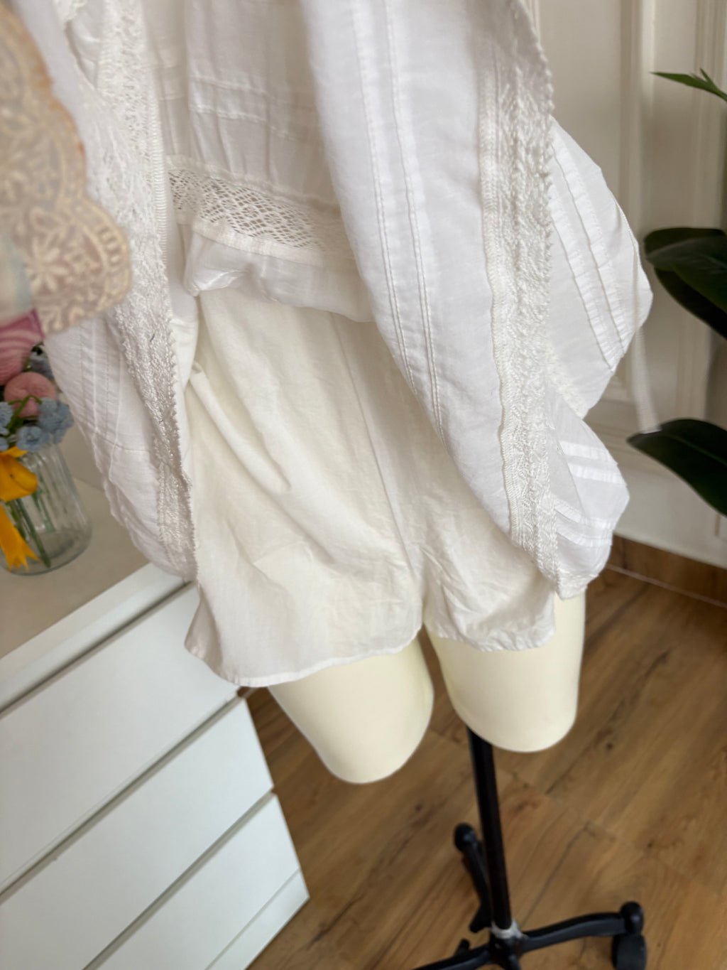 White padded ribbon details romper