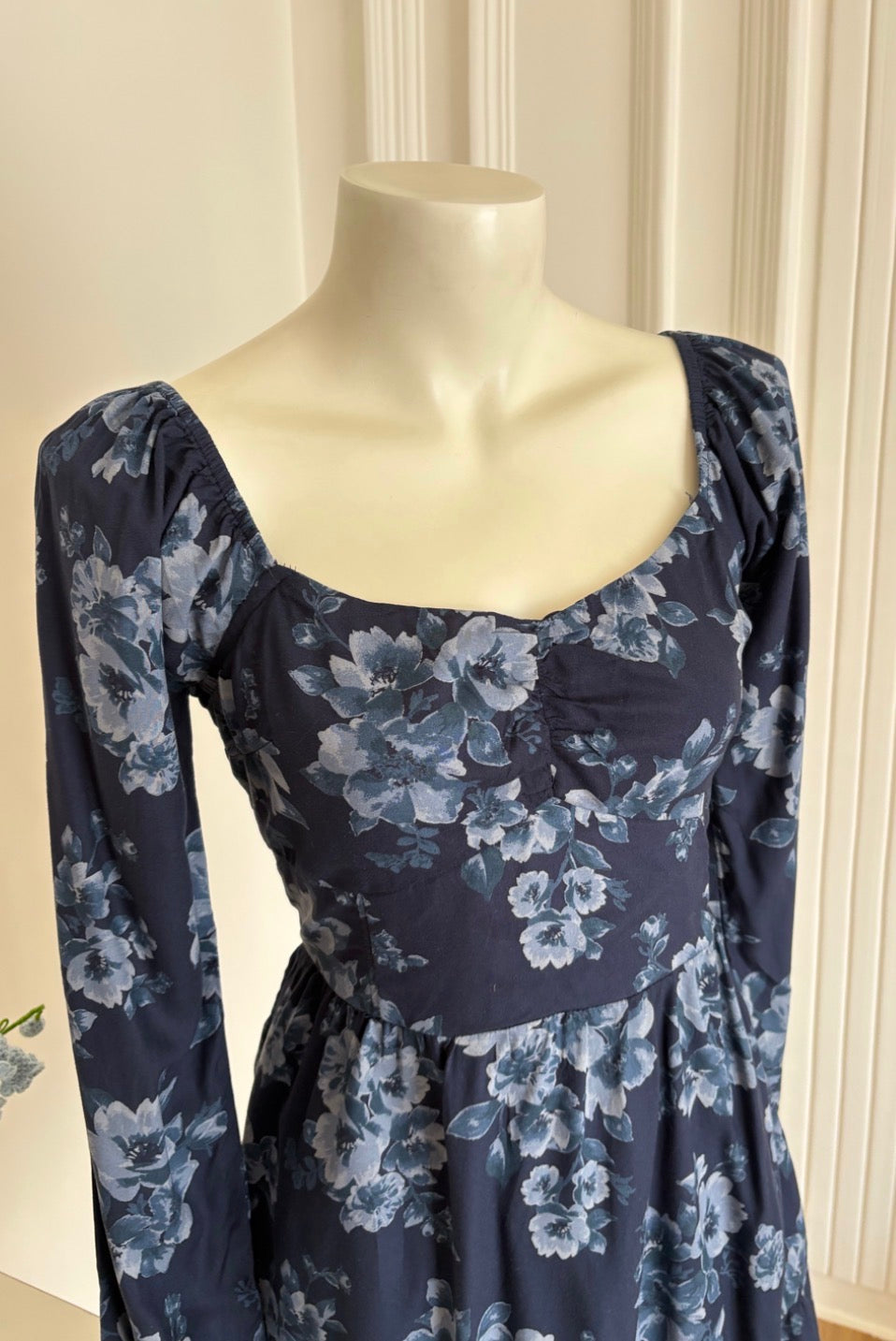 Dark blue dress