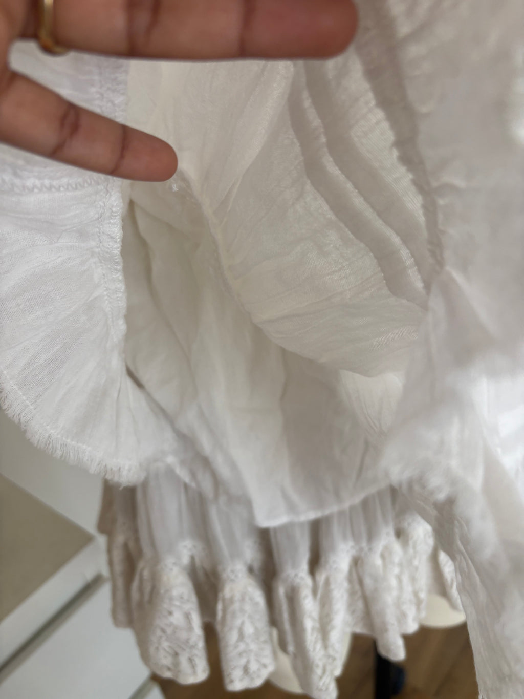 White ribbon top
