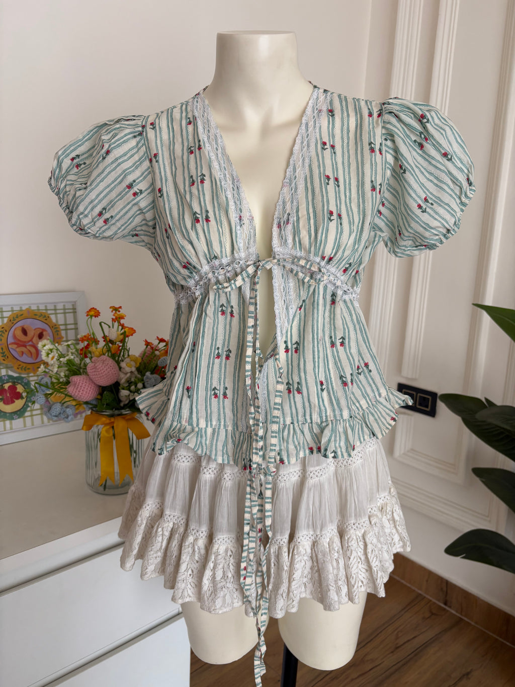 Green floral cotton top
