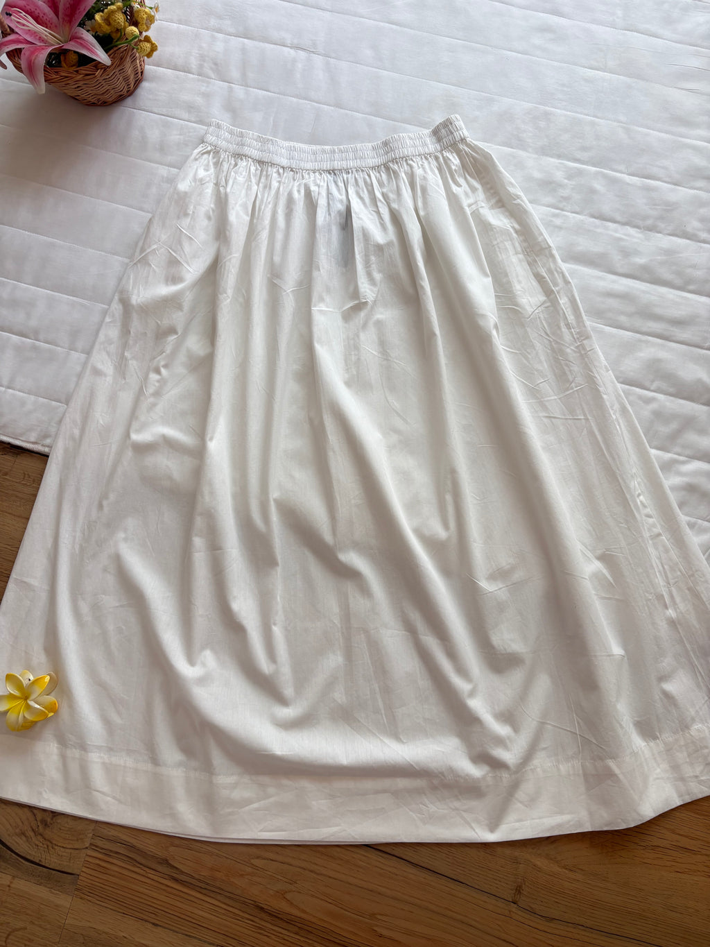White poplin skirt