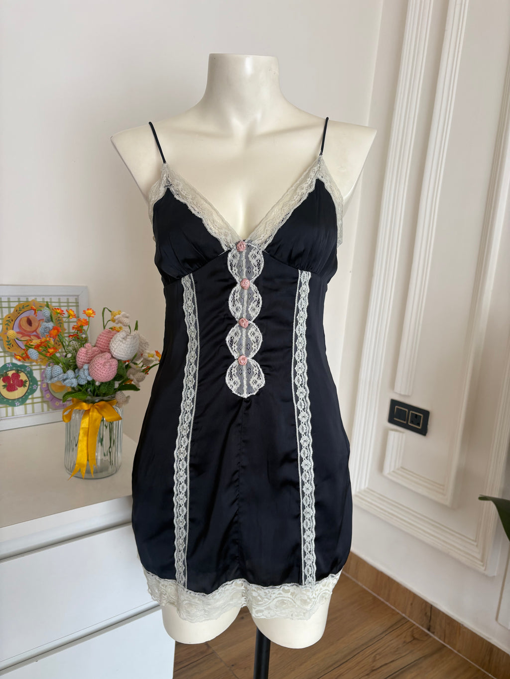 Black ribbon lace details dress