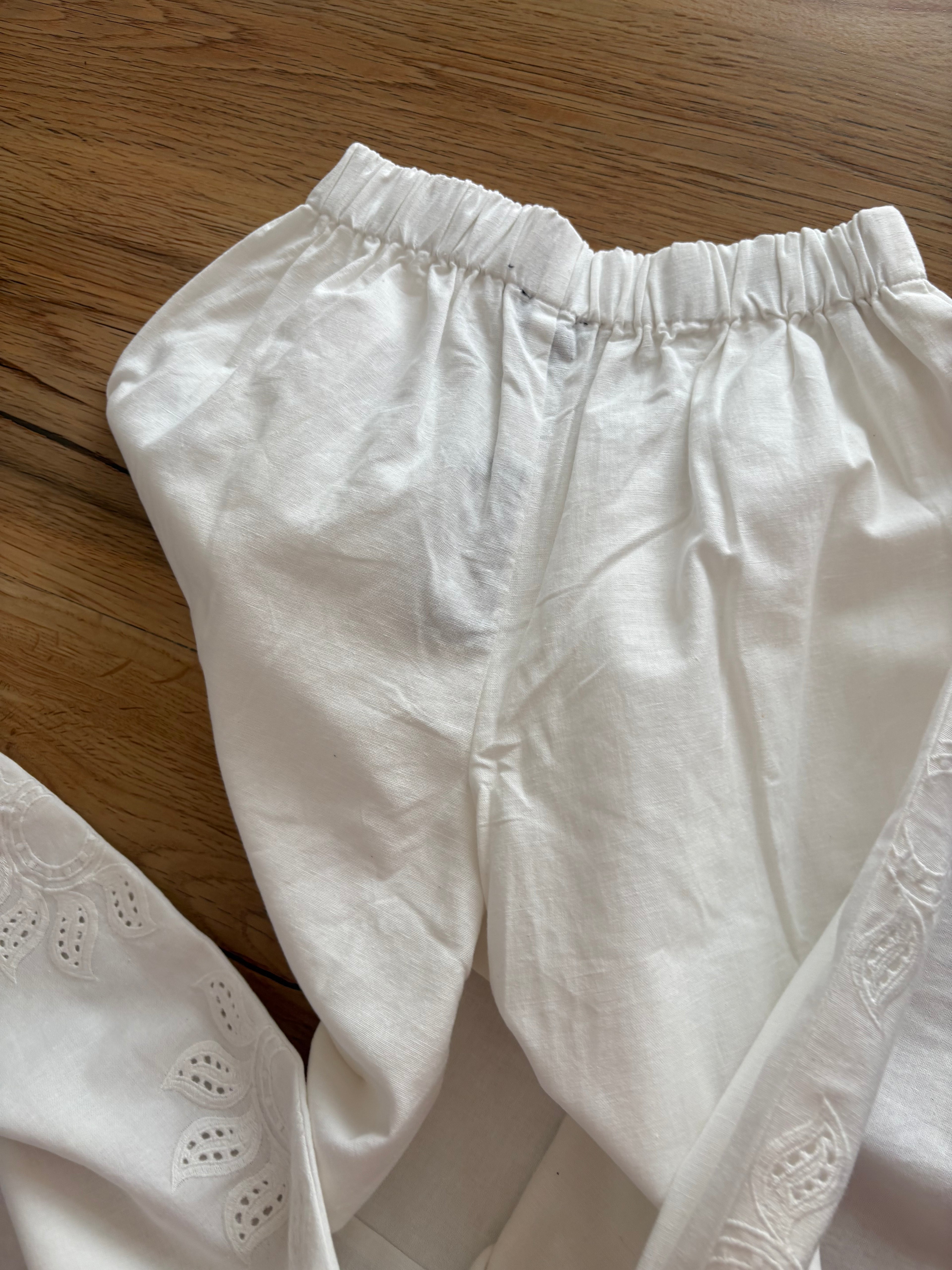 Flower embroidered pant