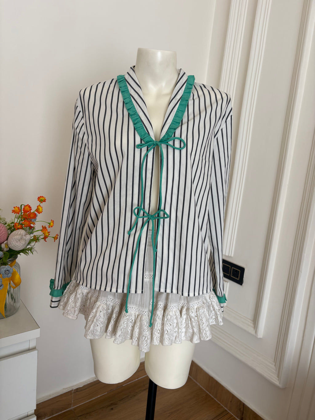 Stripes green frill