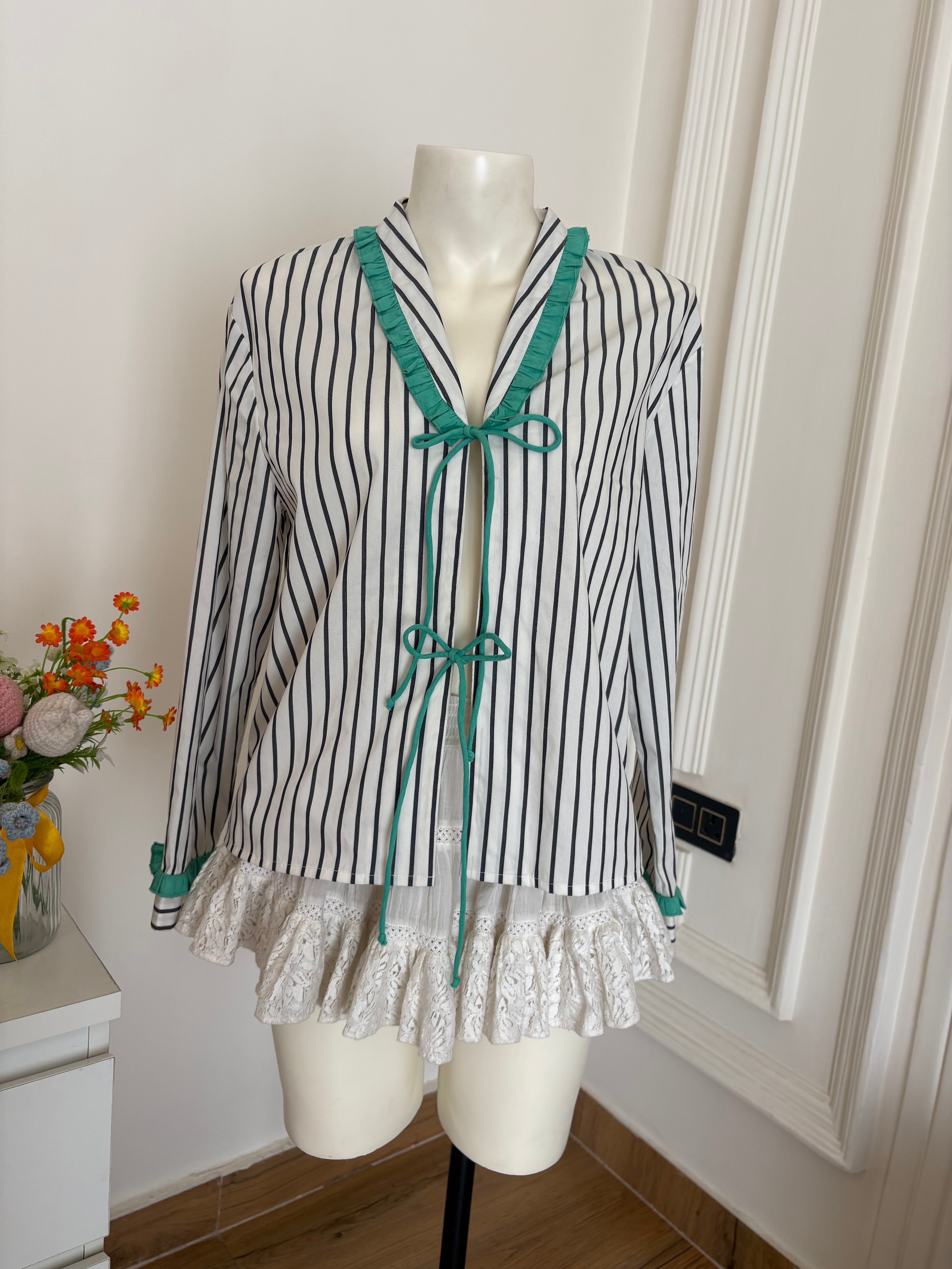 Stripes green frill