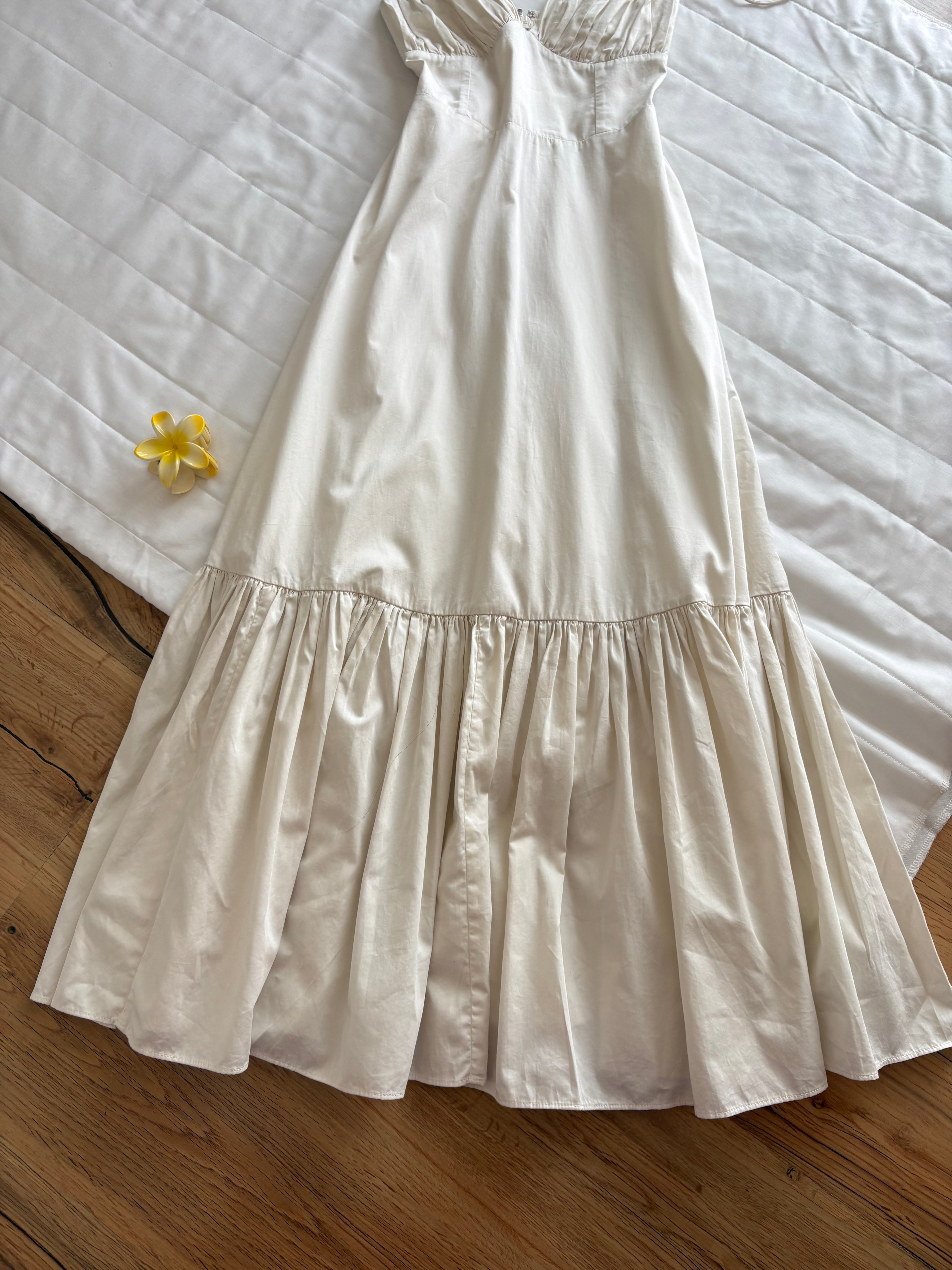 Off white maxi dress Abercrombie