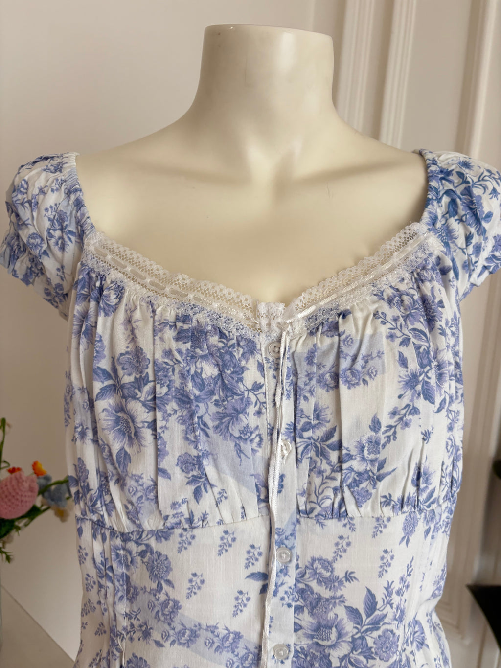 Blue floral print