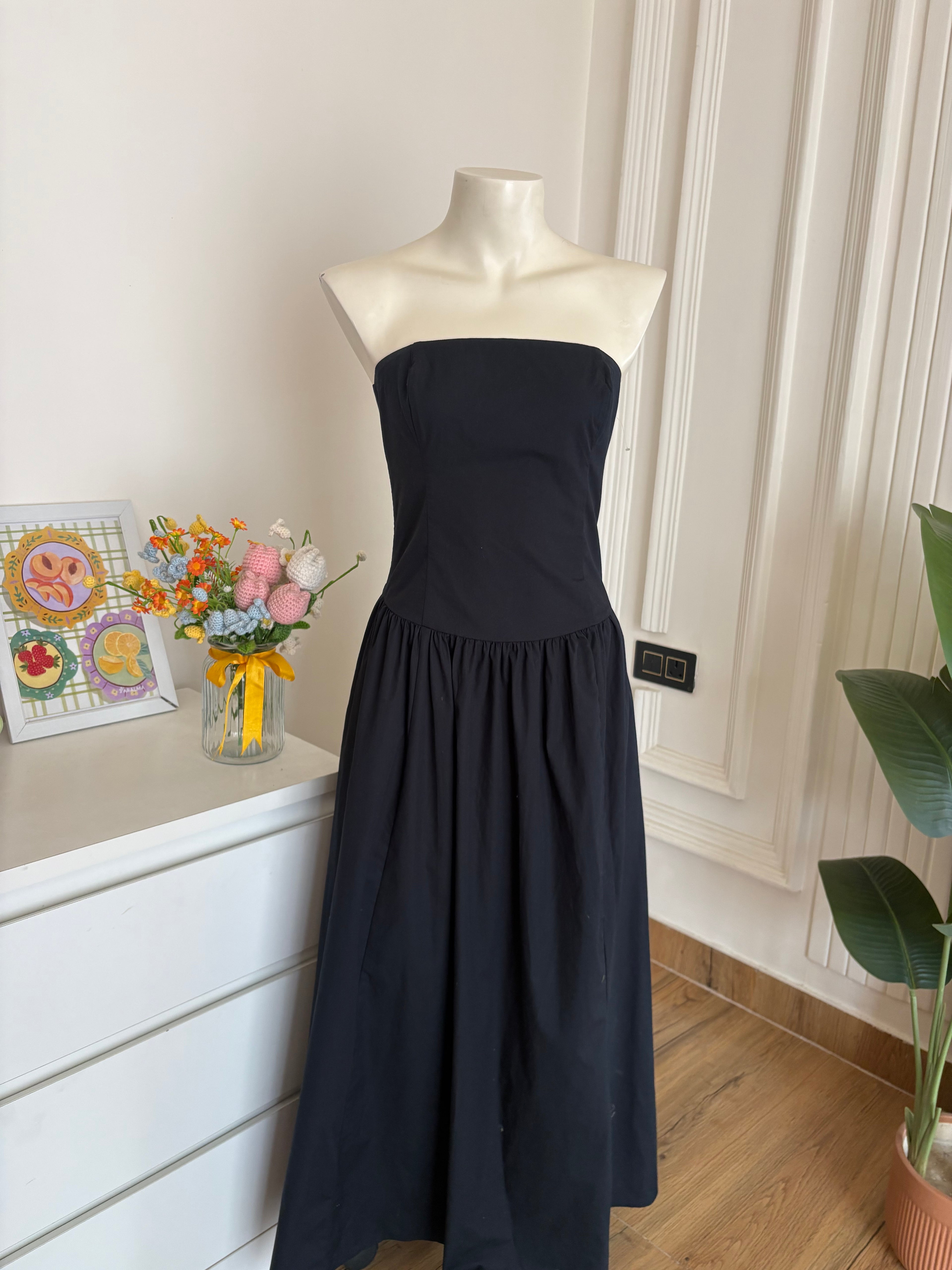 Black tube dress