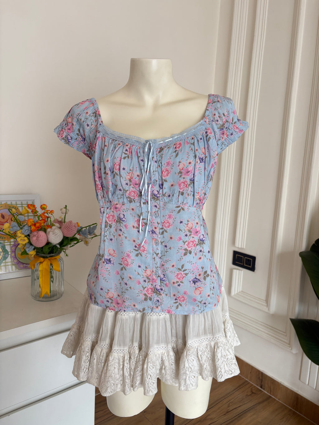 Blue pink floral top