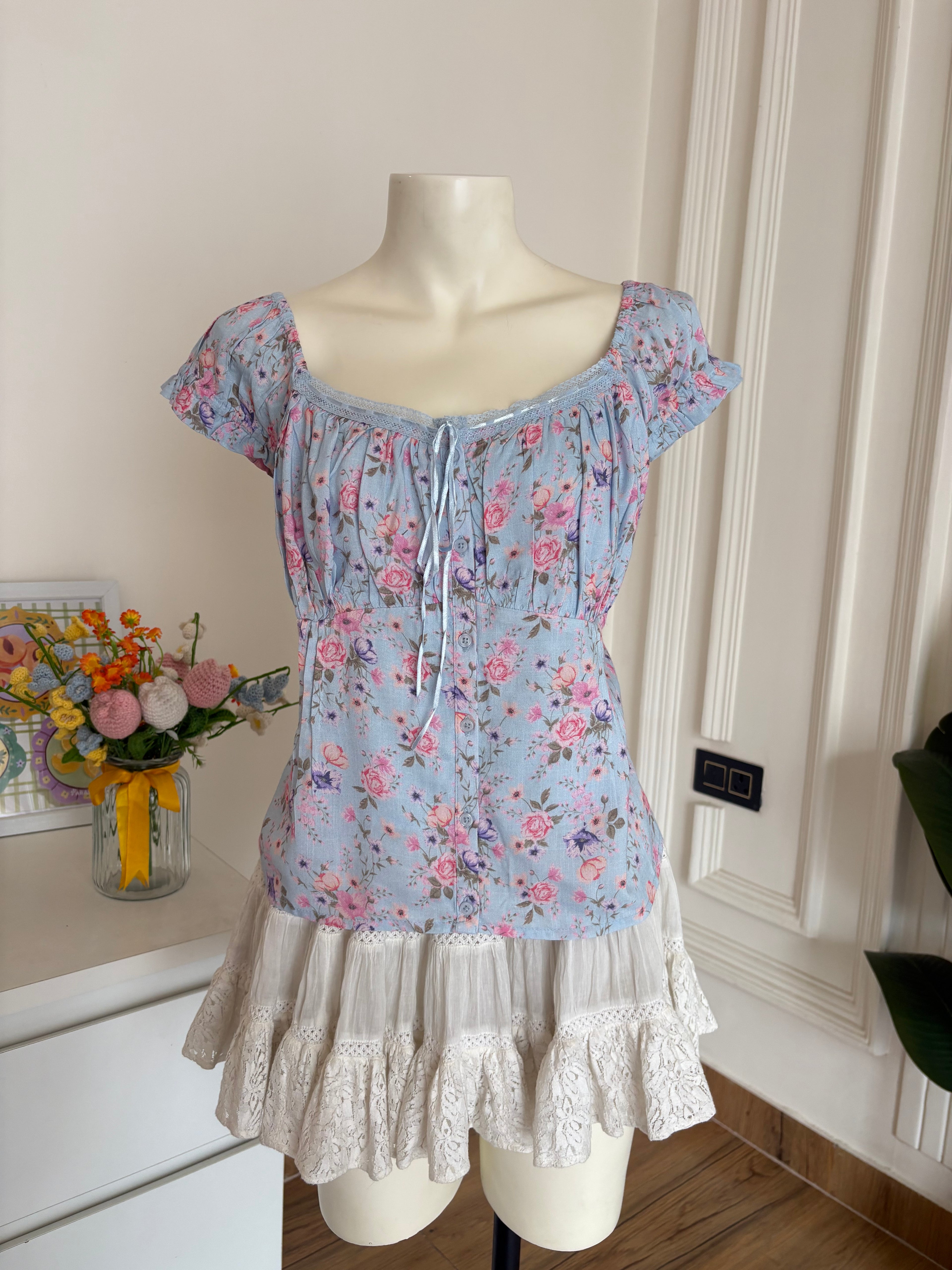 Blue pink floral top