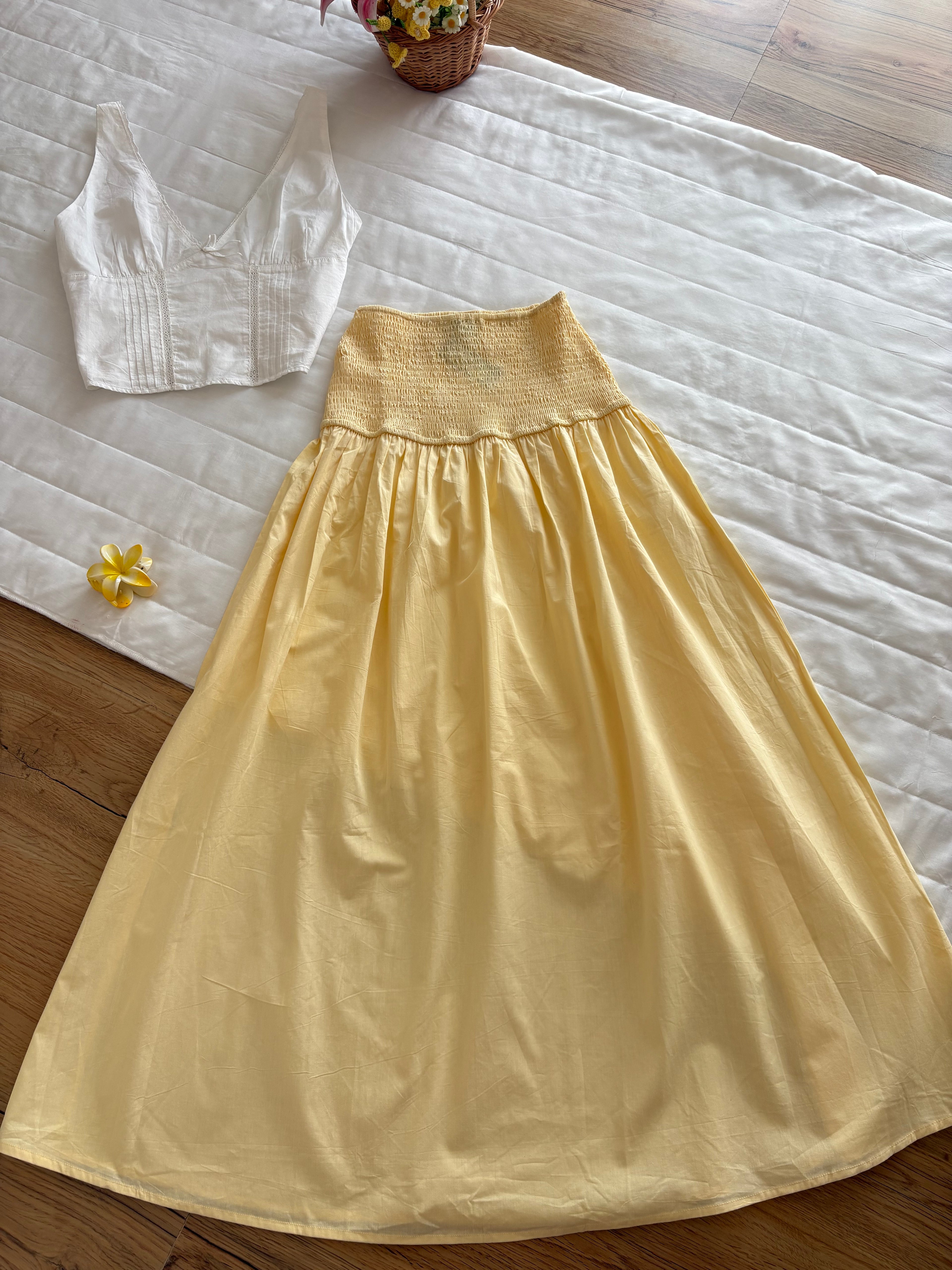 Light yellow skirt