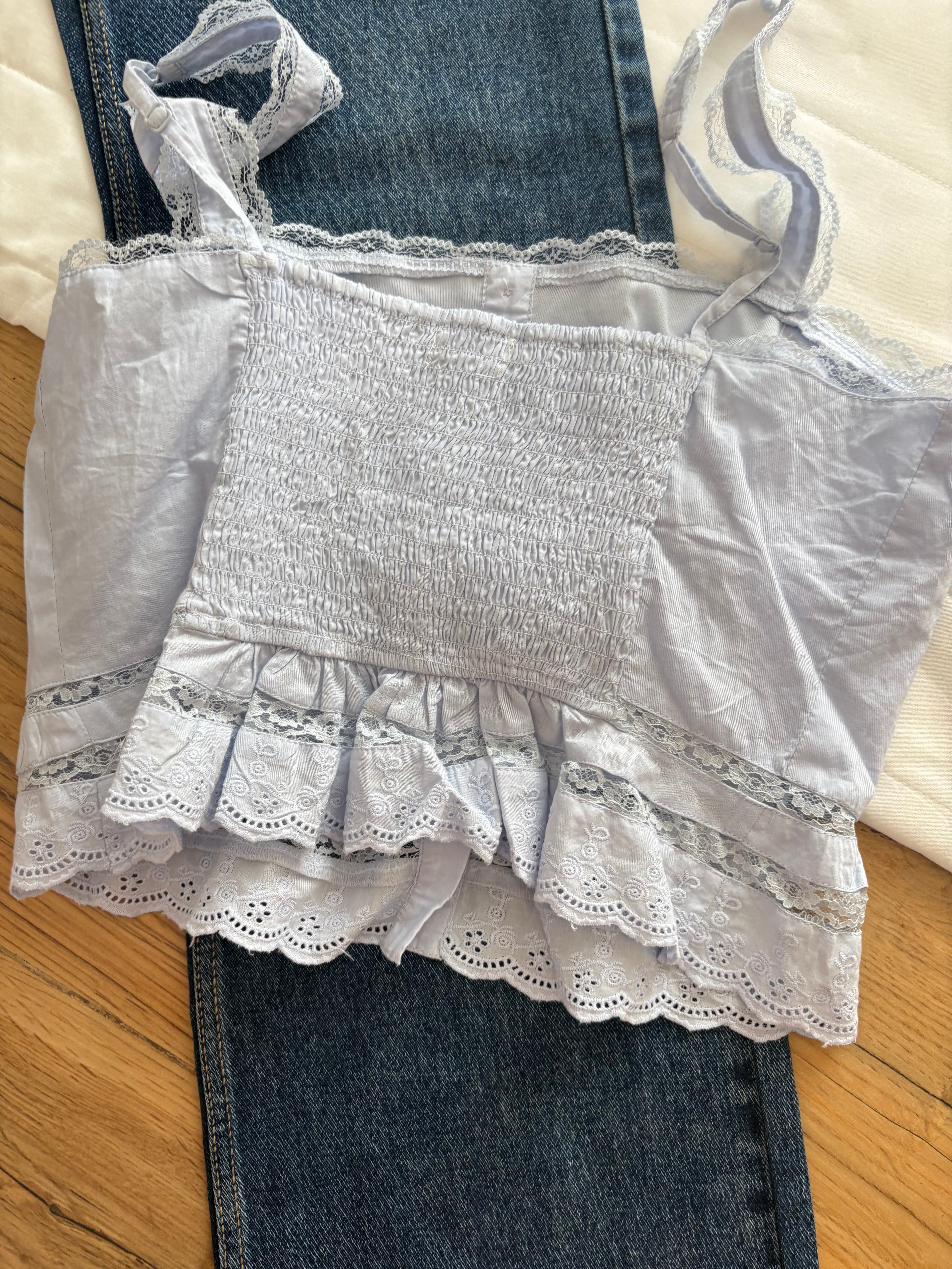 Blue flower embroidery lace details top