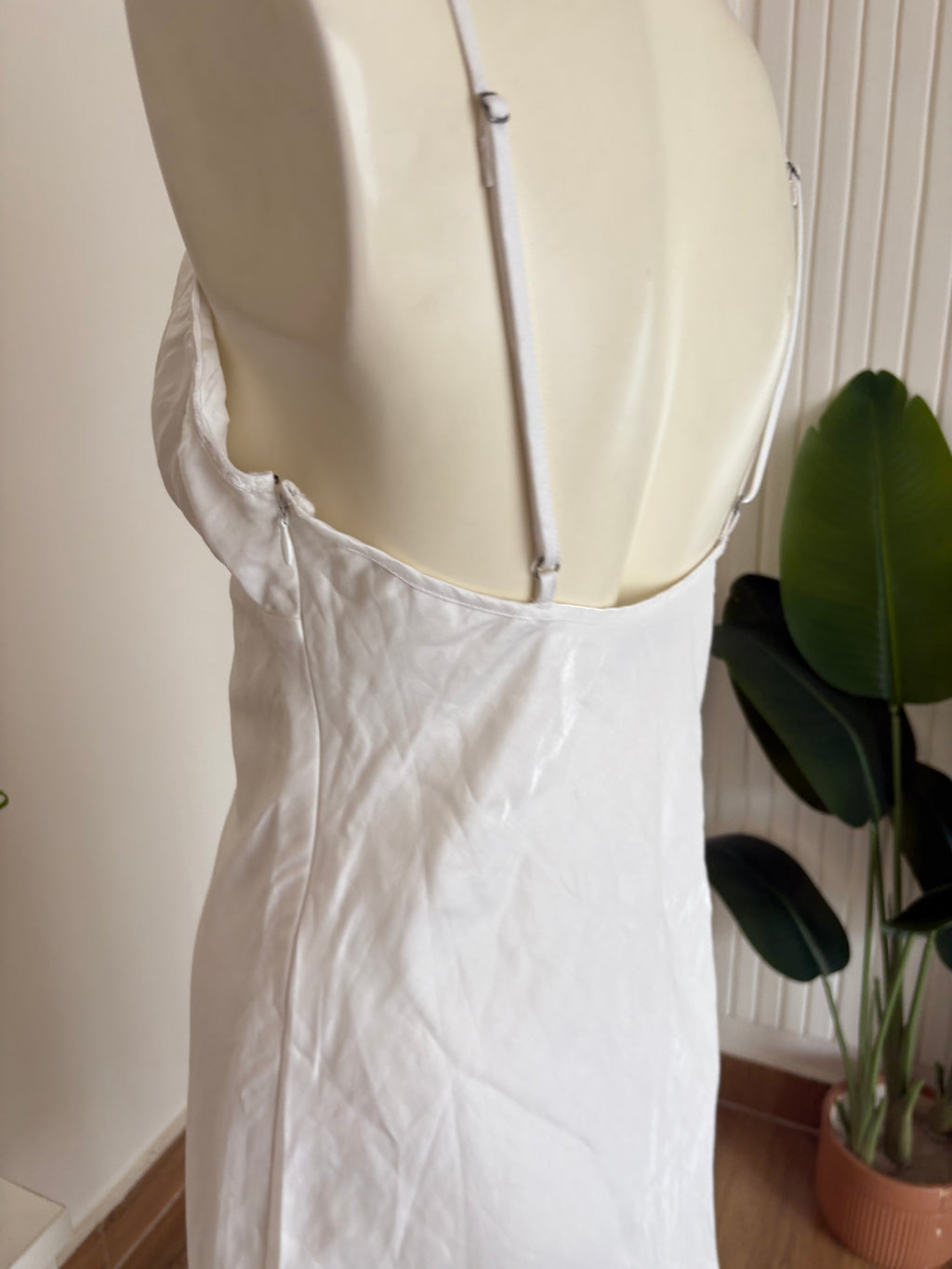 Abercrombie white shiny material dress