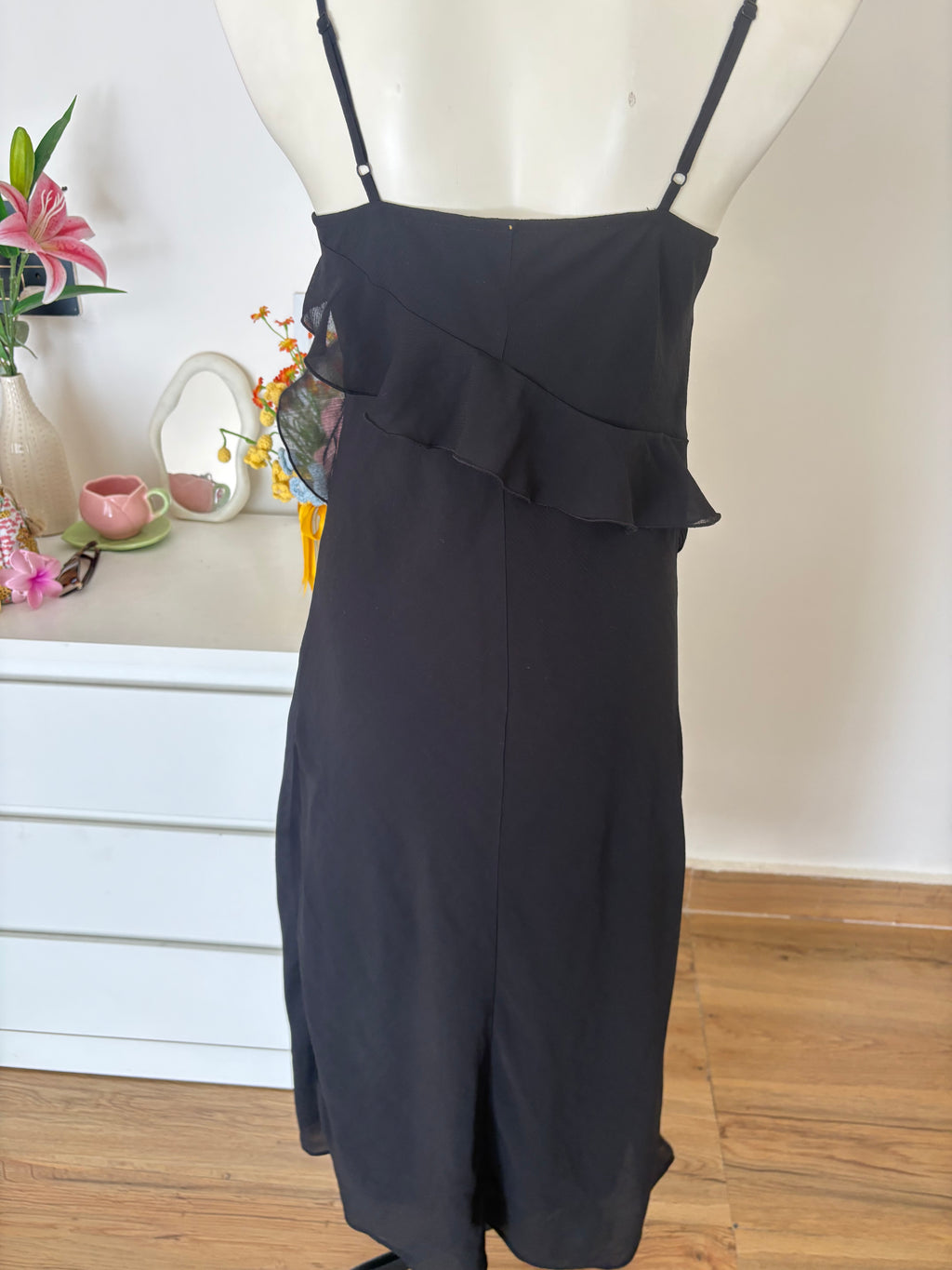 Black frill dress