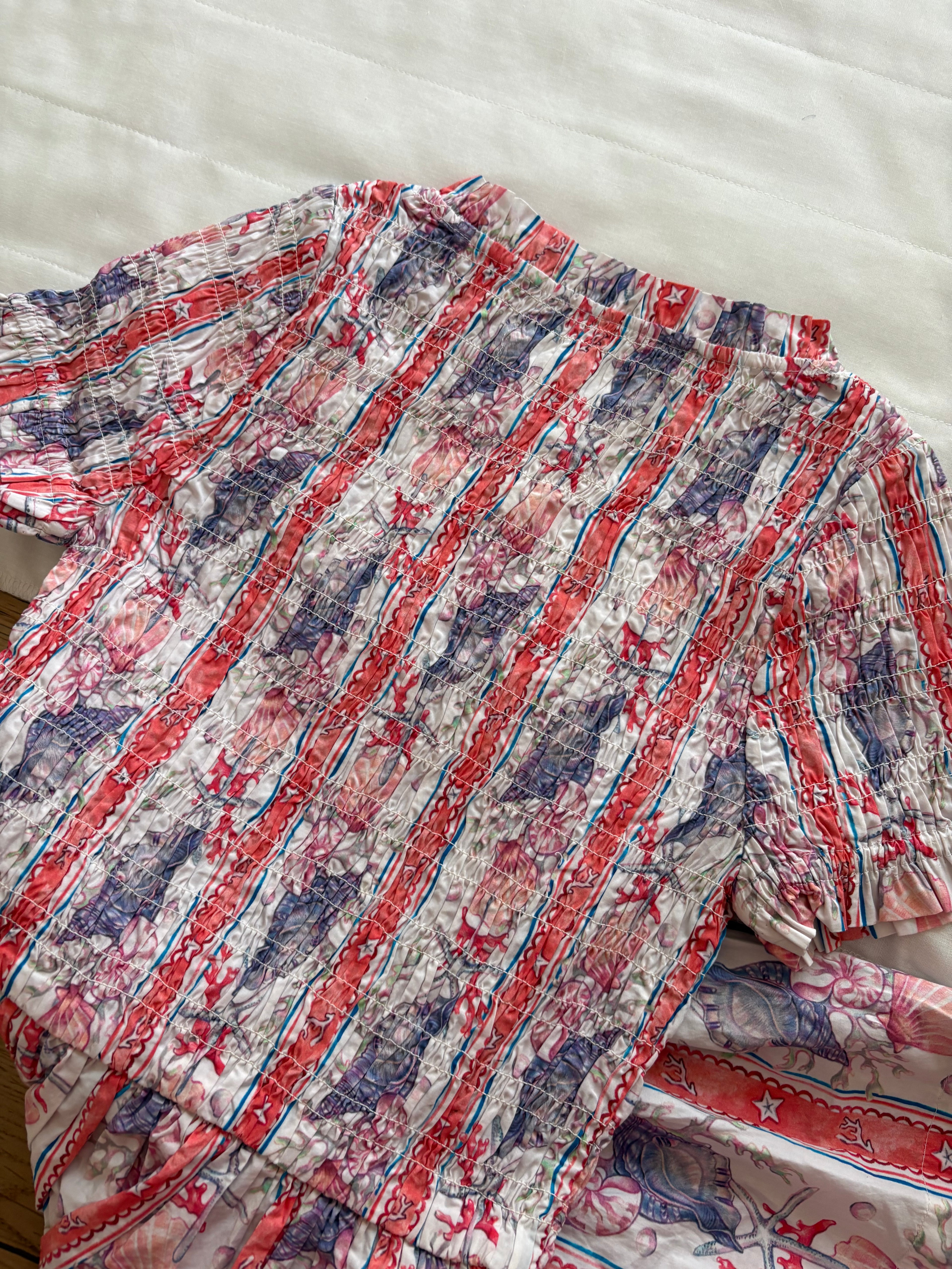 Orange stripes shell print