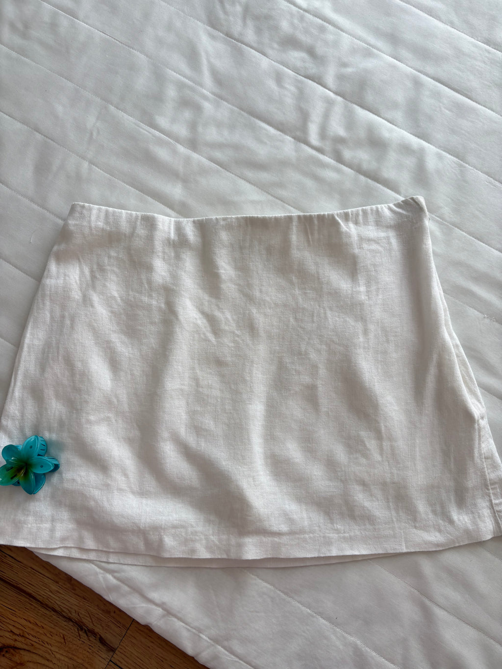 White top and skorts (individual)