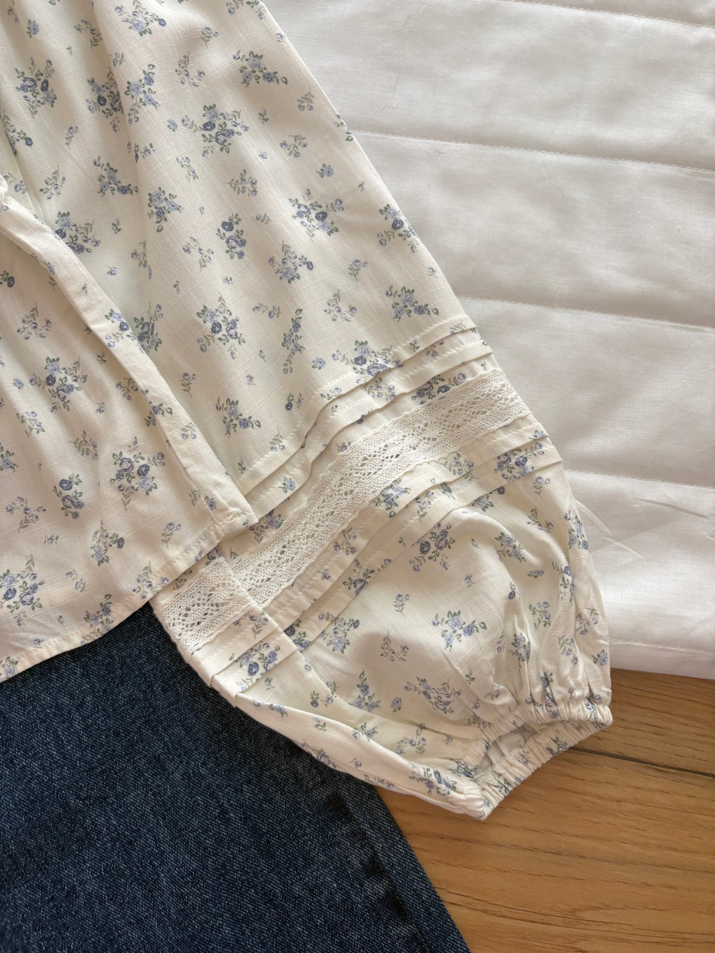 full sleeve white blue floral top