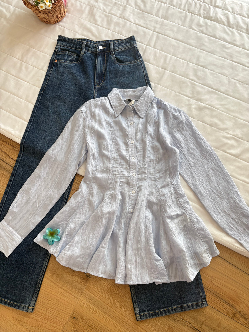 light blue snatch waist shirt