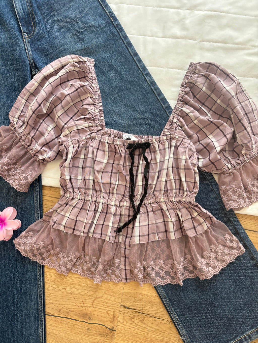 mauve plaid mesh  details top