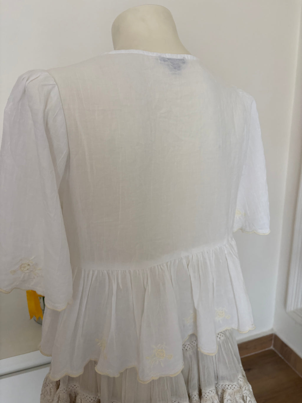 white yellow flower embroidery top