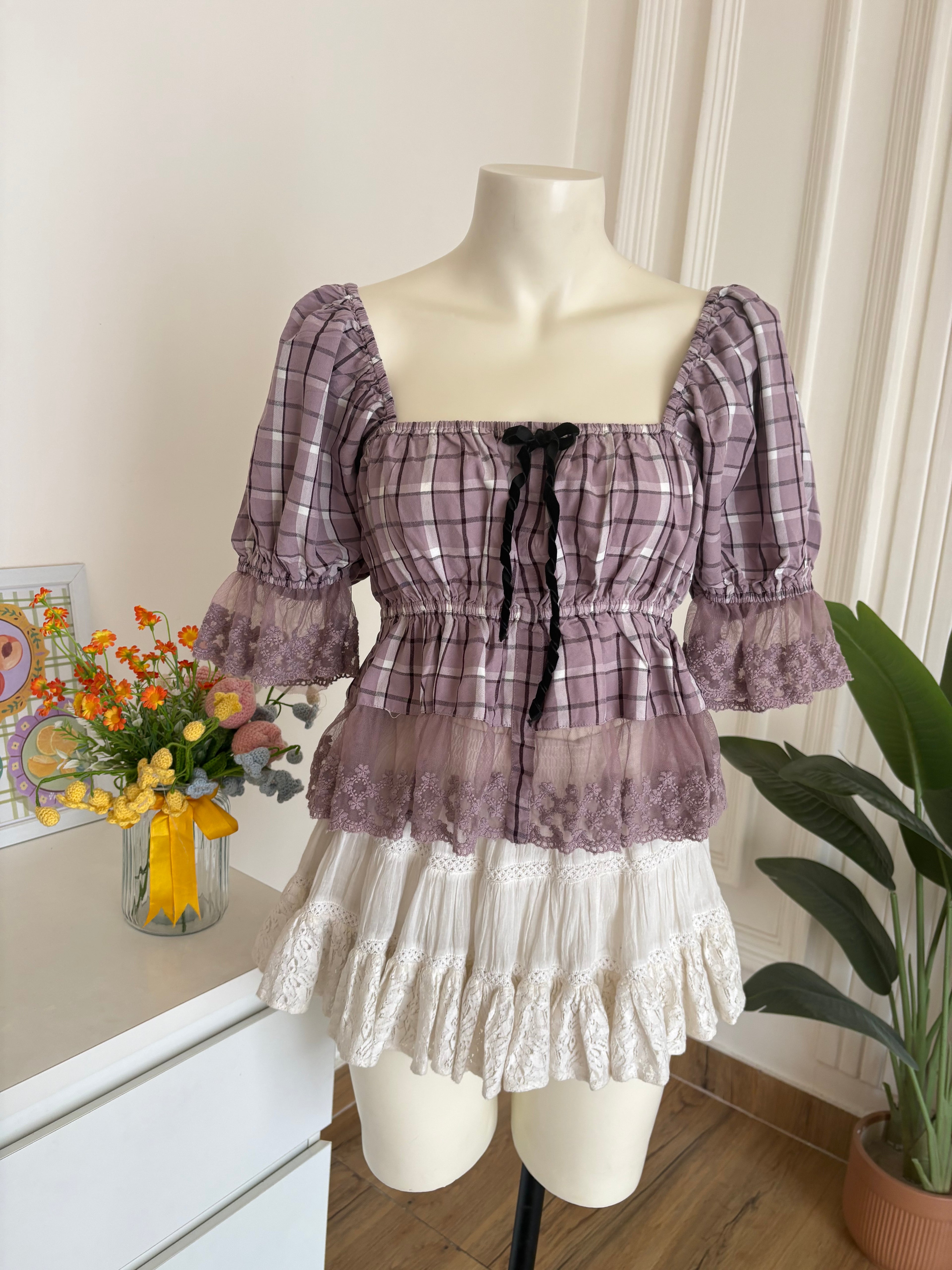 mauve plaid mesh  details top