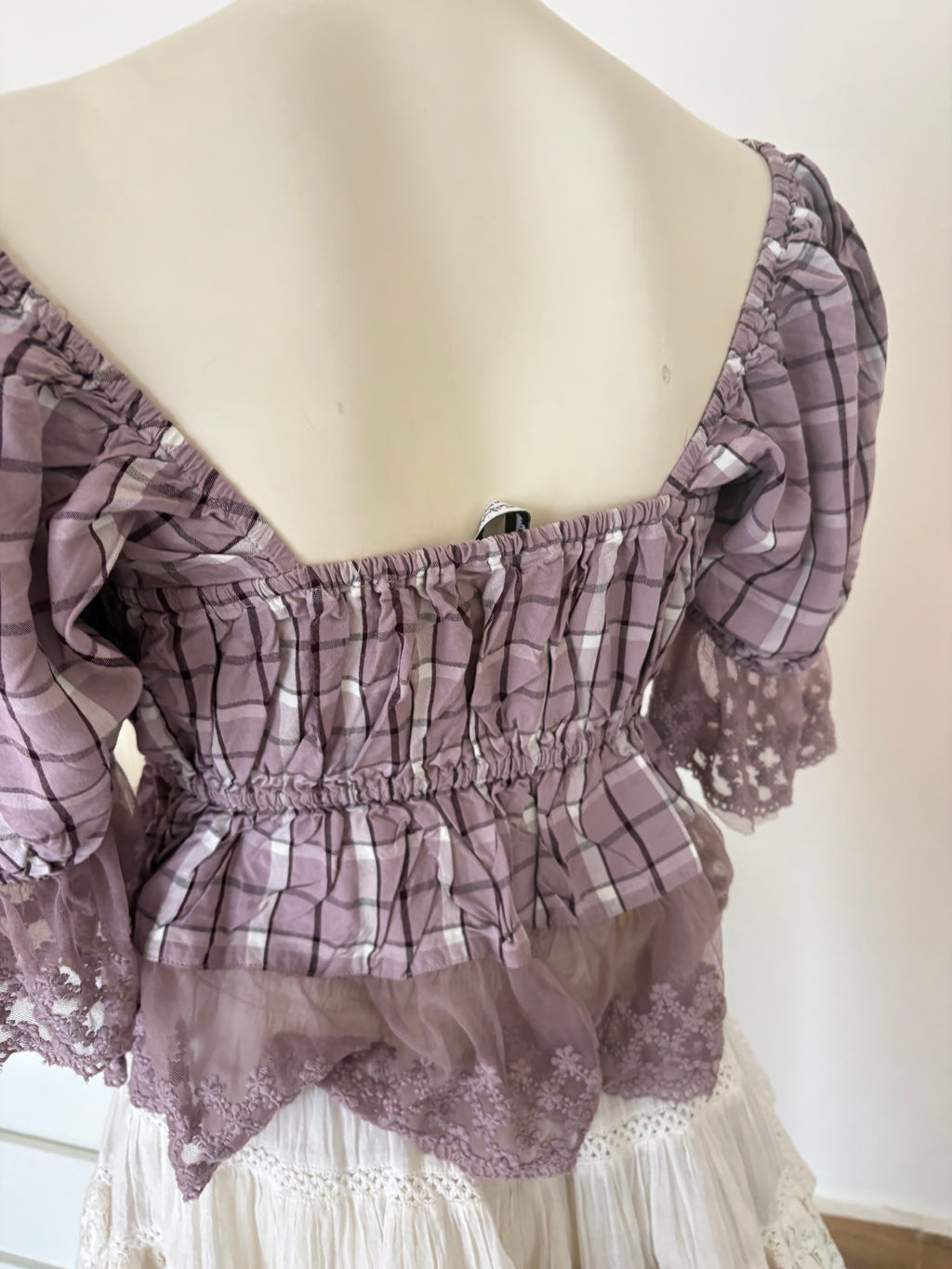 mauve plaid mesh  details top