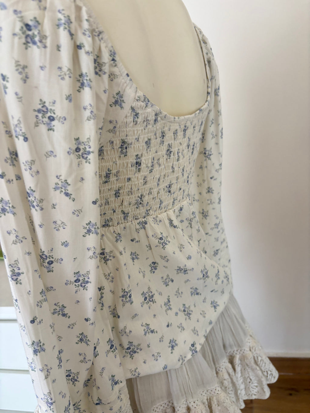 full sleeve white blue floral top